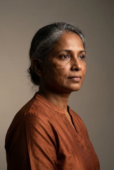 Illustration of pigmentation on skin — uneven tone and dark patches across the cheek